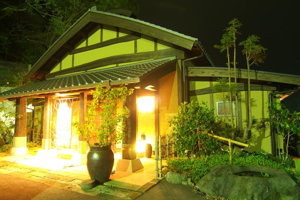 Hotel Musouan Biwa Izu  Exterior foto